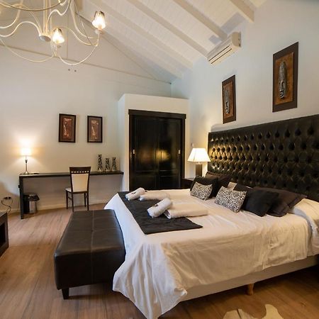 Villa Benitz Cabanas & Suites Exclusivas La Cumbre מראה חיצוני תמונה